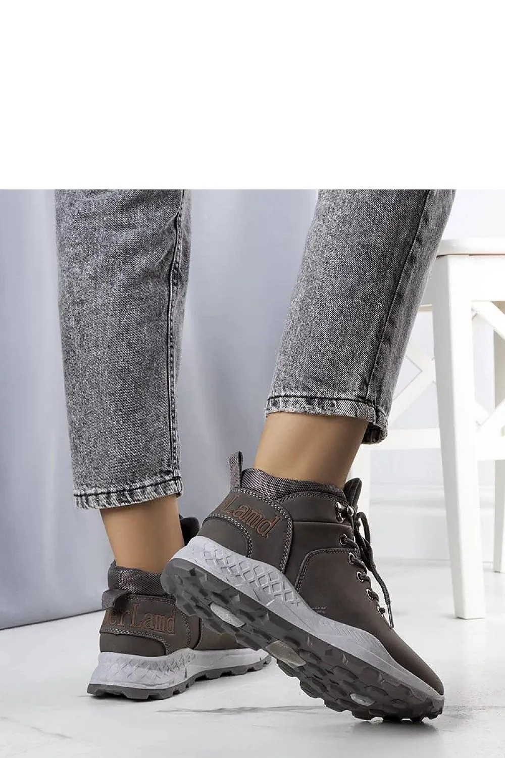 Grey insulated women's trapper boots