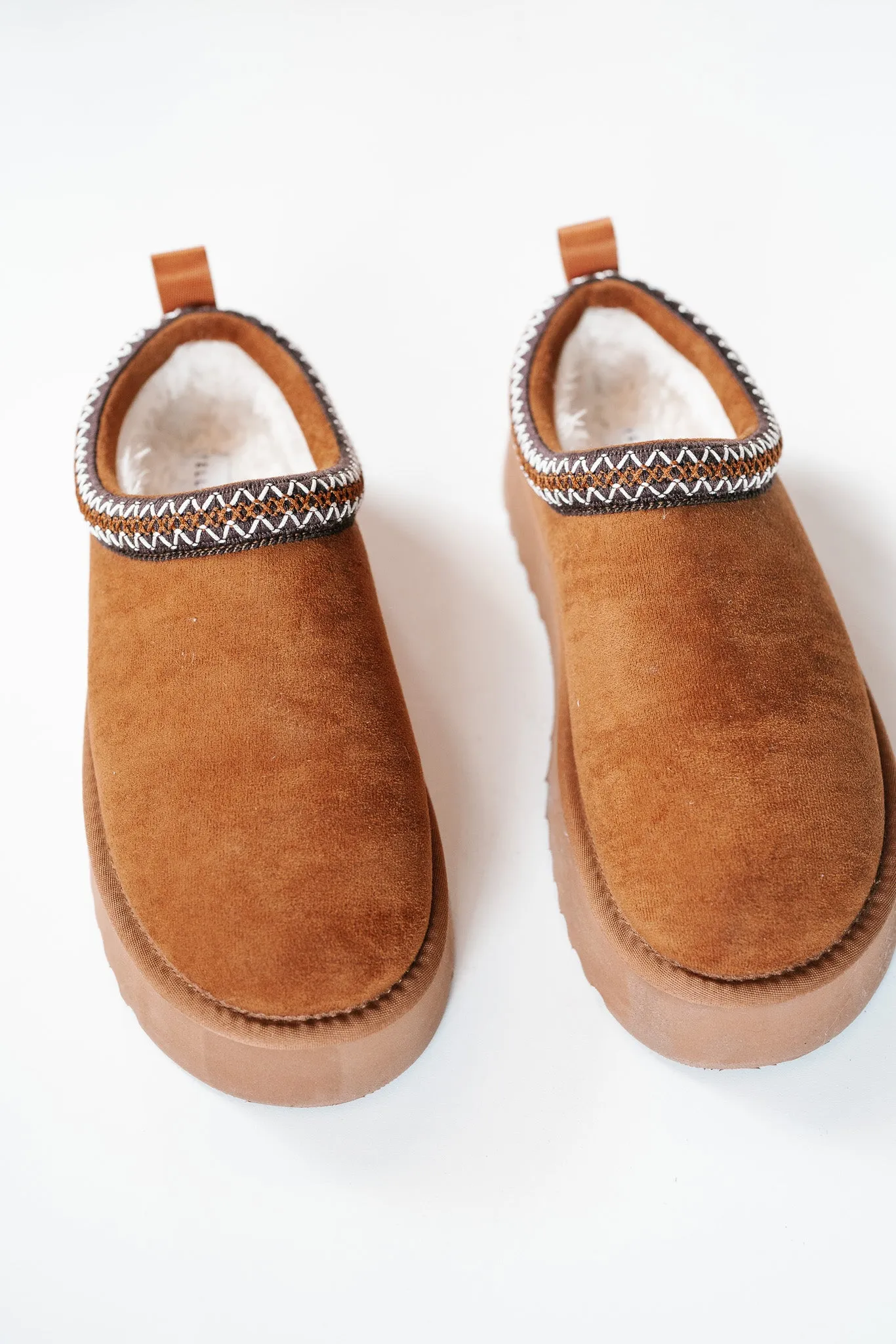 Hardy Slipper - Chestnut