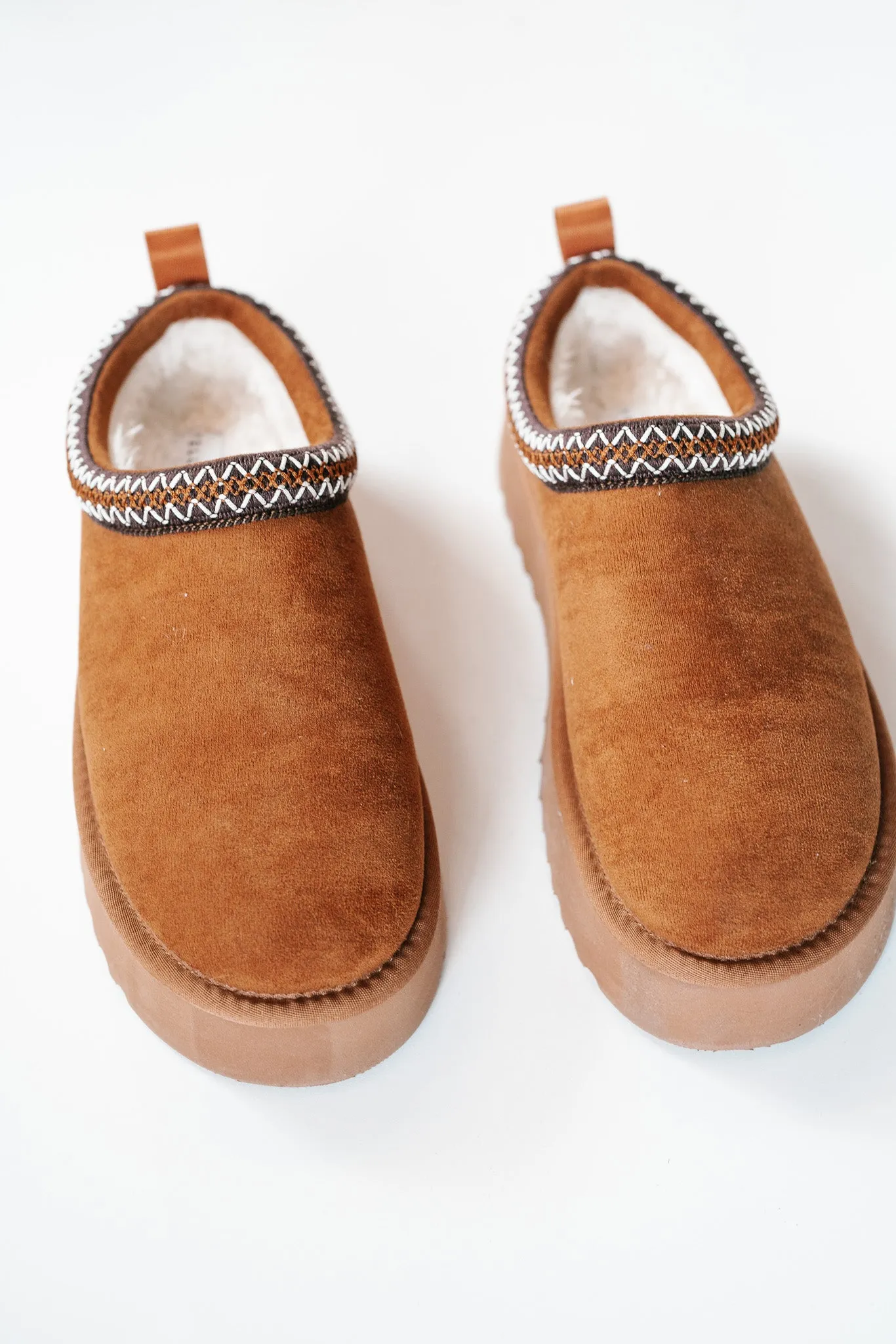 Hardy Slipper - Chestnut
