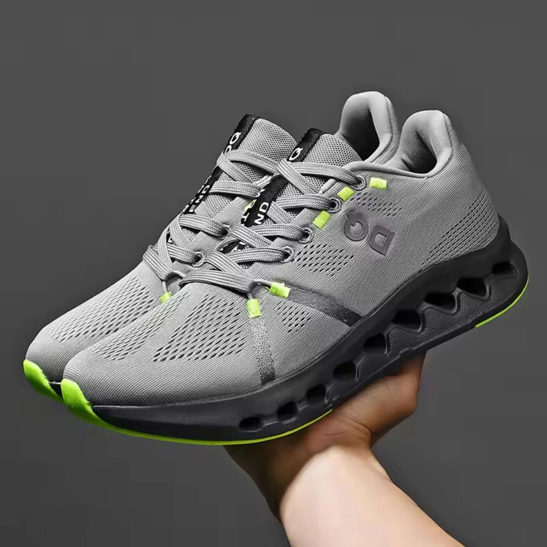 Men's Lightweight Breathable Running Shoes