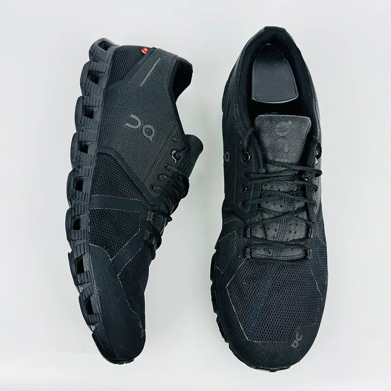 On Cloud Men's All Black Running Shoes