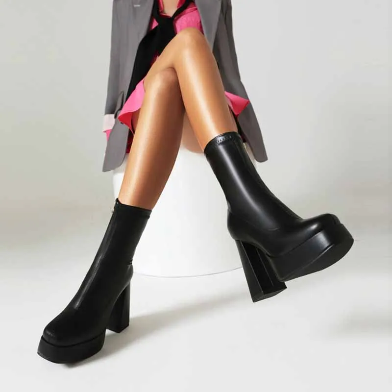 Women's chunky heeled fashion boots plus size trendy short bootie