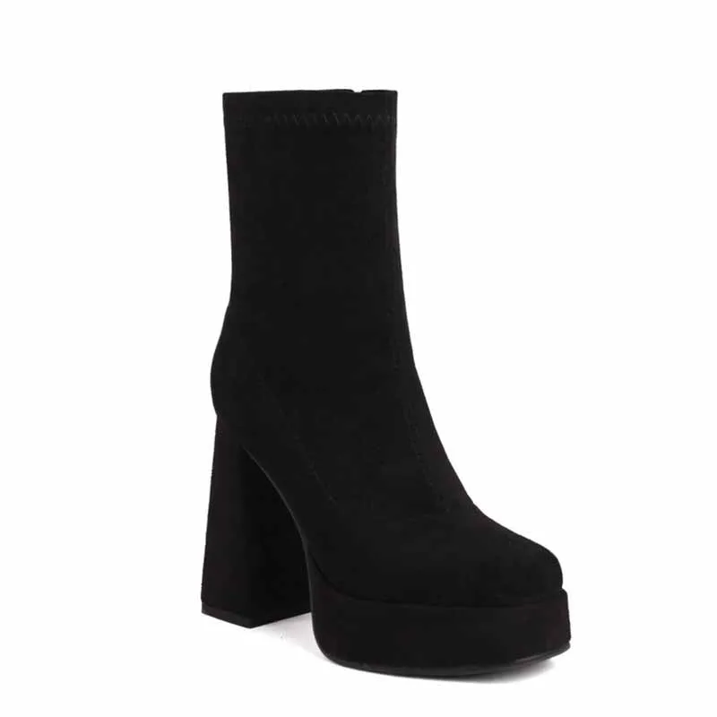 Women's chunky heeled fashion boots plus size trendy short bootie